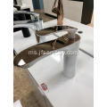 Fesyen White White Hole Basin Faucet